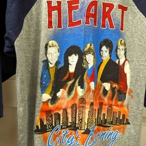 Heart  Private Audition Tour 82 T Shirt Citys Burning Band Tee 80s L 42-44 USA